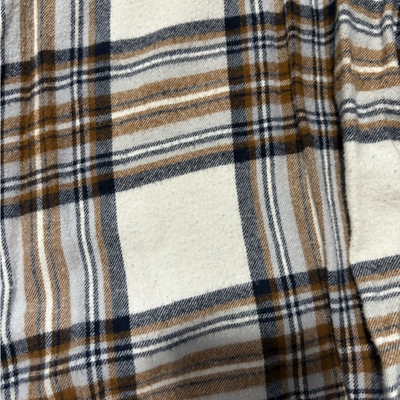 George Flannel - Picture 4 of 4
